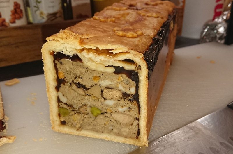 Entenpastete im Teigmantel (Pâté en croûte)